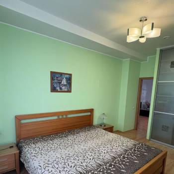 Сдается Многокомнатная квартира, 77 м²