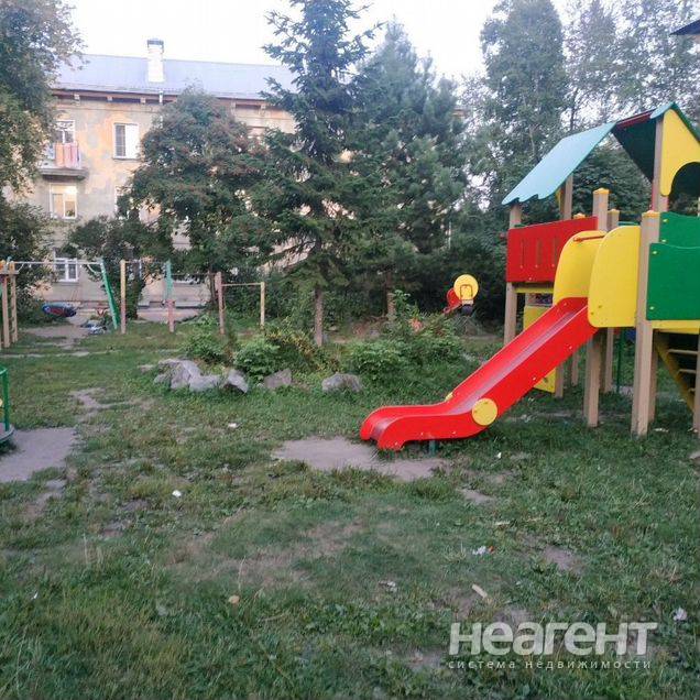 Сдаю 3-х комнатную квартиру, Кировский, ул. Мира