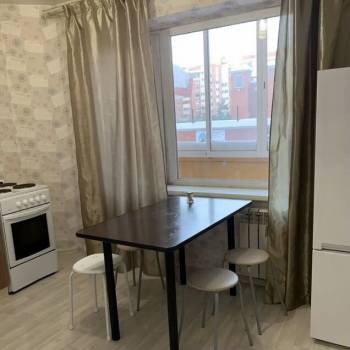 Сдается 1-комнатная квартира, 41 м²