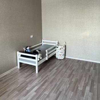 Продается 1-комнатная квартира, 41 м²