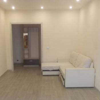 Сдается 1-комнатная квартира, 47 м²