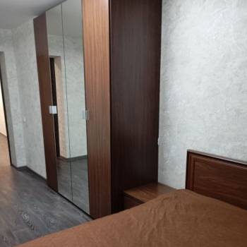 Сдается Многокомнатная квартира, 60 м²