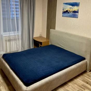 Сдается 1-комнатная квартира, 49 м²