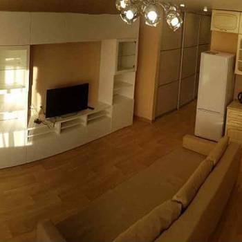 Сдается 1-комнатная квартира, 45 м²