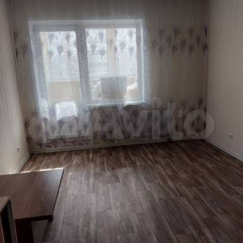 Продается 1-комнатная квартира, 42,5 м²