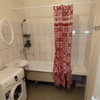 Сдается 1-комнатная квартира, 41,8 м²