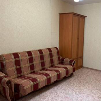 Продается 1-комнатная квартира, 40 м²