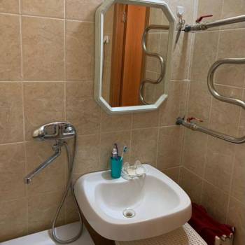 Продается 1-комнатная квартира, 40 м²