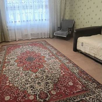 Продается Многокомнатная квартира, 77,8 м²