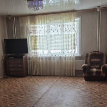 Сдается 2-х комнатная квартира, 76 м²