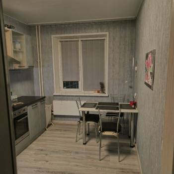 Сдается 2-х комнатная квартира, 60 м²