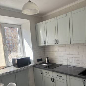 Сдается 2-х комнатная квартира, 42 м²