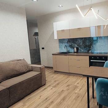 Сдается 1-комнатная квартира, 47 м²