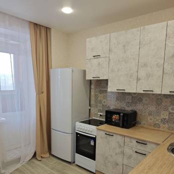 Сдается 1-комнатная квартира, 40 м²