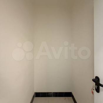 Продается Нежилое помещение, 2 м²