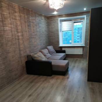 Сдается 1-комнатная квартира, 42 м²