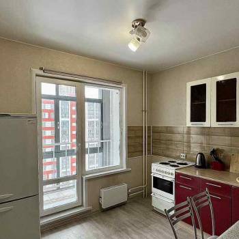 Сдается 1-комнатная квартира, 40 м²