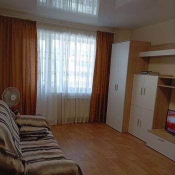 Сдается 2-х комнатная квартира, 60 м²