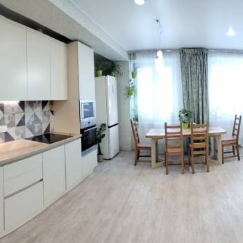 Продается 3-х комнатная квартира, 99 м²