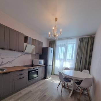 Сдается 1-комнатная квартира, 38 м²