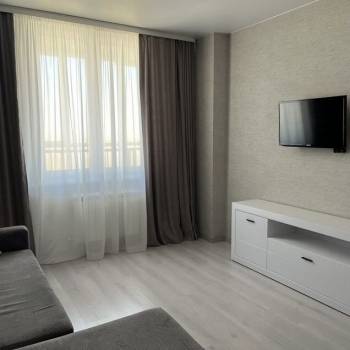 Сдается 1-комнатная квартира, 45 м²