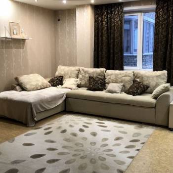 Сдается 2-х комнатная квартира, 82 м²