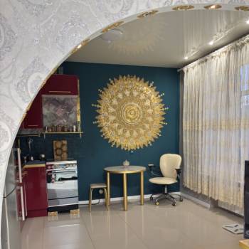 Продается 1-комнатная квартира, 42 м²