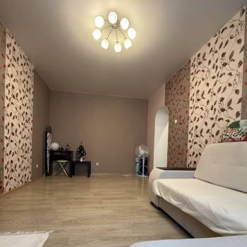 Продается 1-комнатная квартира, 36,7 м²