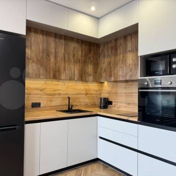 Сдается 1-комнатная квартира, 46 м²