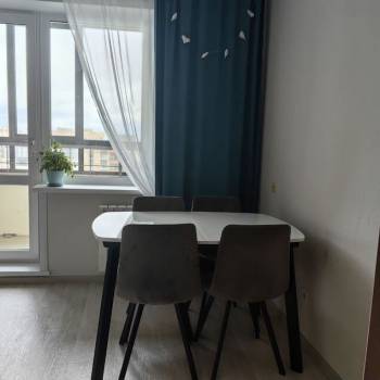 Сдается 2-х комнатная квартира, 64 м²