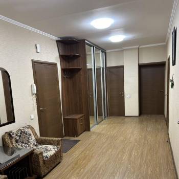 Сдается Многокомнатная квартира, 115 м²