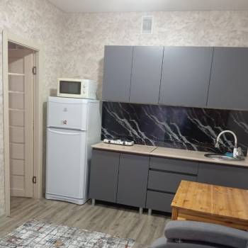 Сдается 1-комнатная квартира, 39 м²