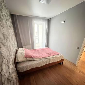 Сдается 1-комнатная квартира, 42 м²