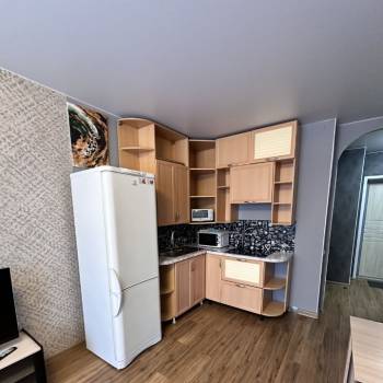 Сдается 1-комнатная квартира, 42 м²