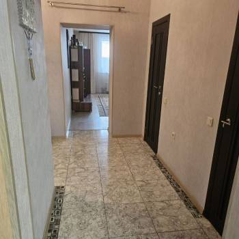 Сдается 2-х комнатная квартира, 72 м²