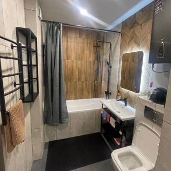 Сдается Многокомнатная квартира, 60 м²