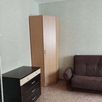 Продается 1-комнатная квартира, 36 м²