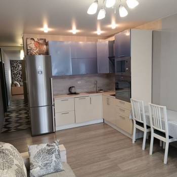 Сдается 1-комнатная квартира, 51 м²