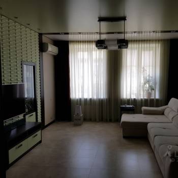 Продается Многокомнатная квартира, 101 м²