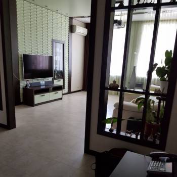 Продается Многокомнатная квартира, 101 м²