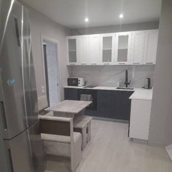 Сдается 2-х комнатная квартира, 76,1 м²