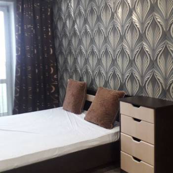 Сдается 1-комнатная квартира, 42 м²