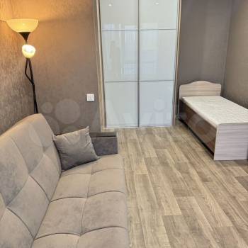 Сдается 1-комнатная квартира, 37 м²