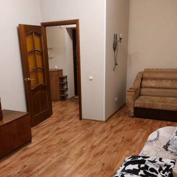 Сдается 1-комнатная квартира, 38 м²