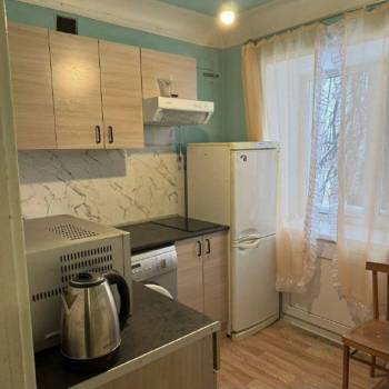 Сдается Многокомнатная квартира, 42 м²