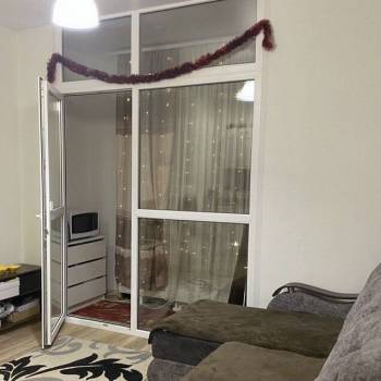 Сдается 1-комнатная квартира, 39 м²