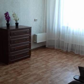 Сдается 1-комнатная квартира, 37 м²