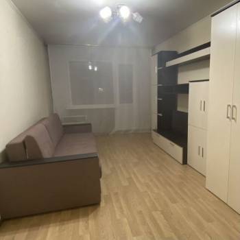 Сдается Многокомнатная квартира, 64 м²