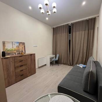 Продается 1-комнатная квартира, 35 м²
