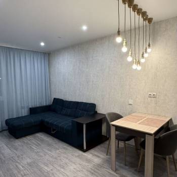 Сдается 1-комнатная квартира, 46 м²